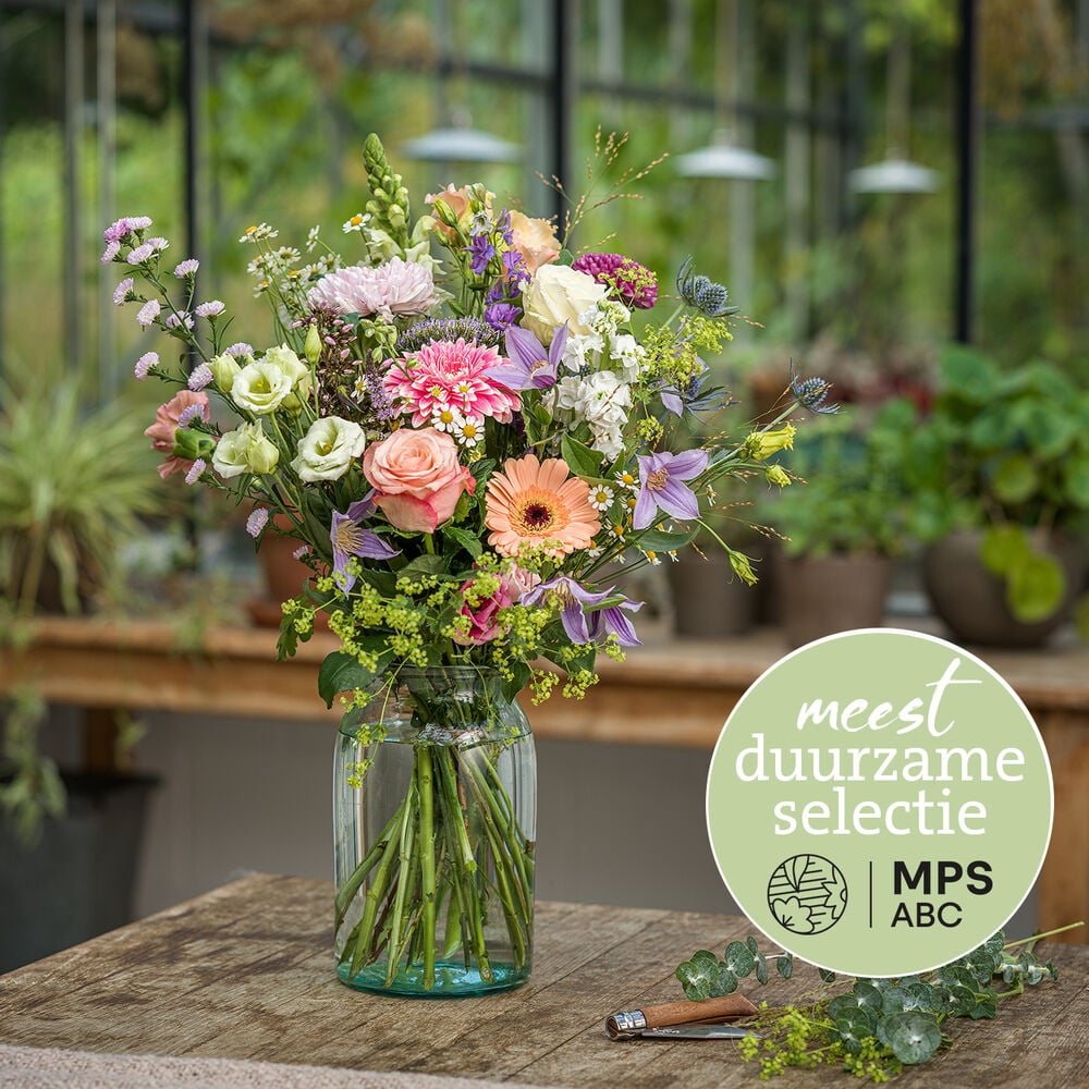 Sustainable pastel bouquet