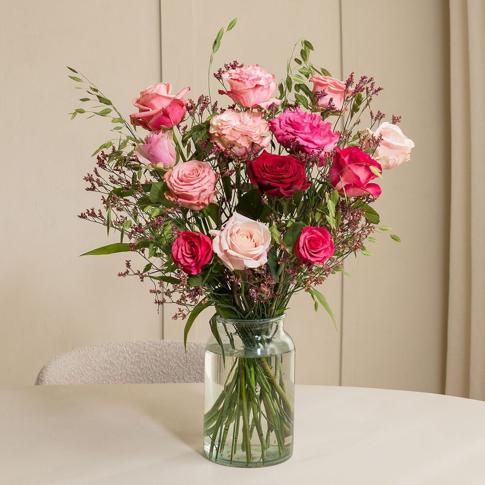 Liefdevolle rozen boeket