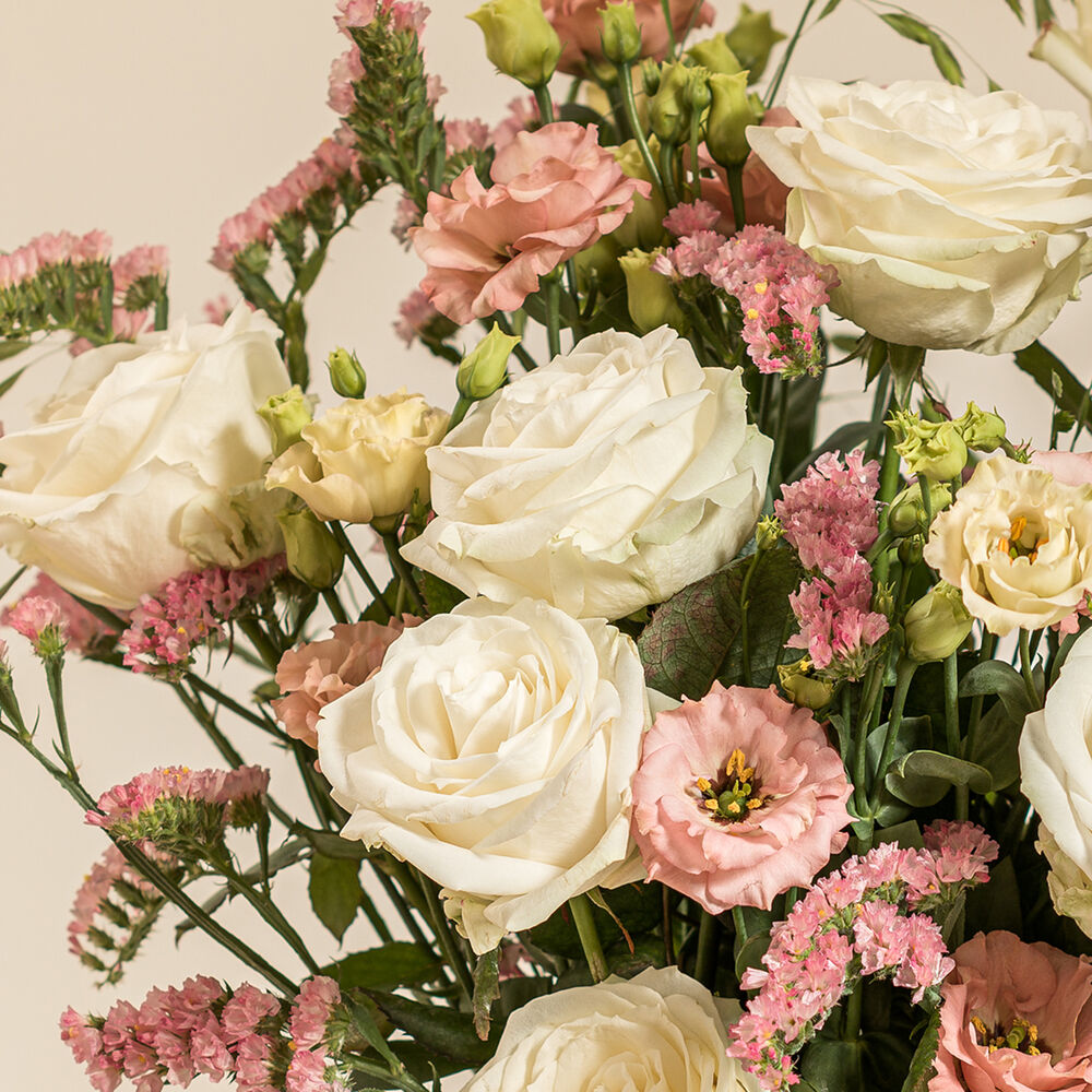 Witte rozen boeket